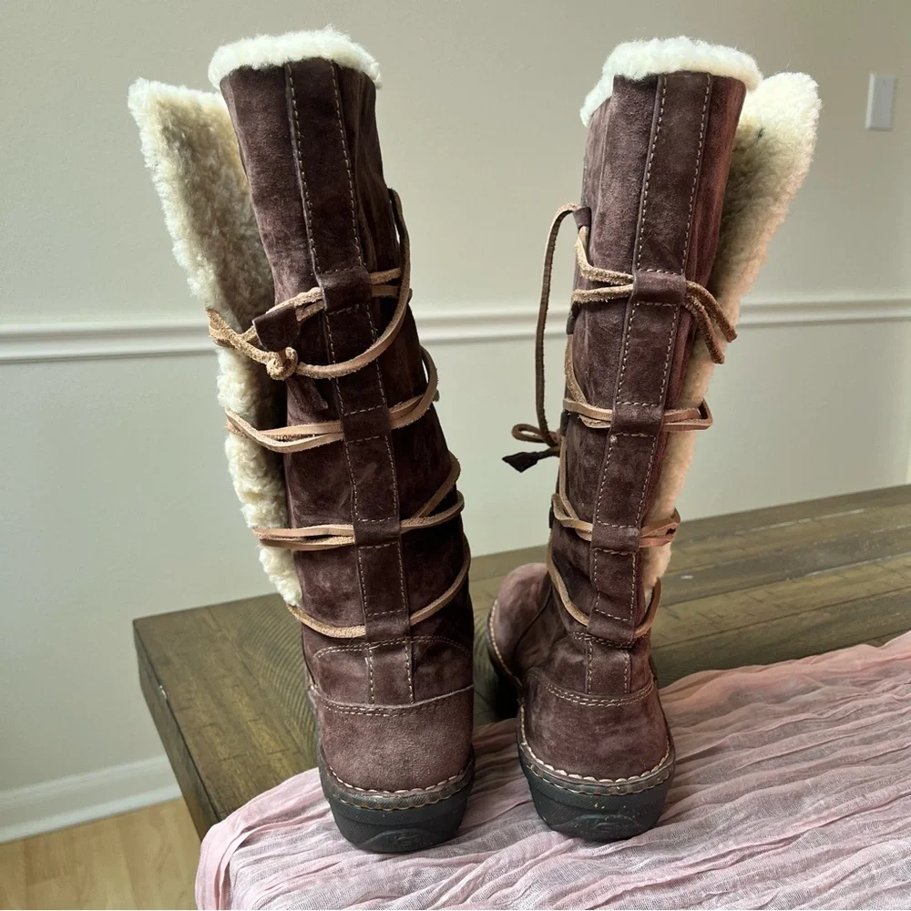 Ugg Cozy Chocolate Brown‎ Lace-Up Shearling Warm Comfort Tall Winter Boots SZ 9